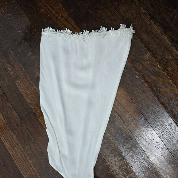 Forever 21 White Gauzy Open Shoulder Bell Sleeve Boho Top Medium - Picture 9 of 11